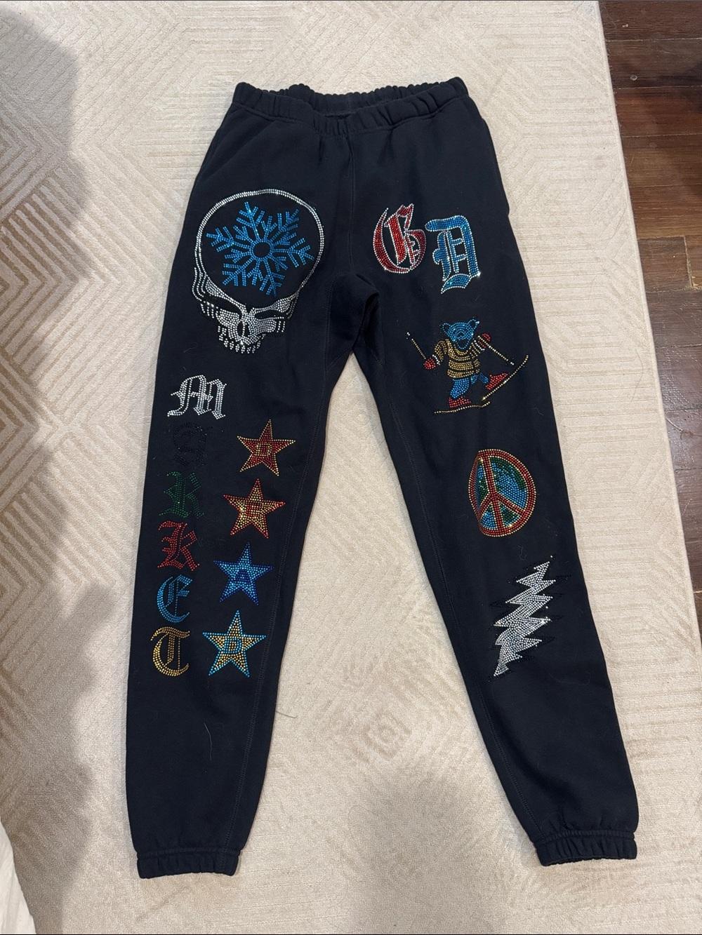 dead market Black Embellished Sweatpants with Colorful Patches
never worn size M
